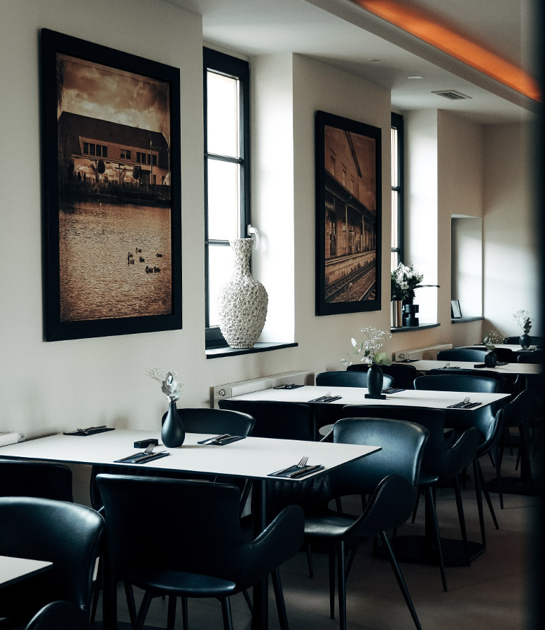 ufer21_interior_stuehle_teamlemke_brandingagentur_aachen_778x900px