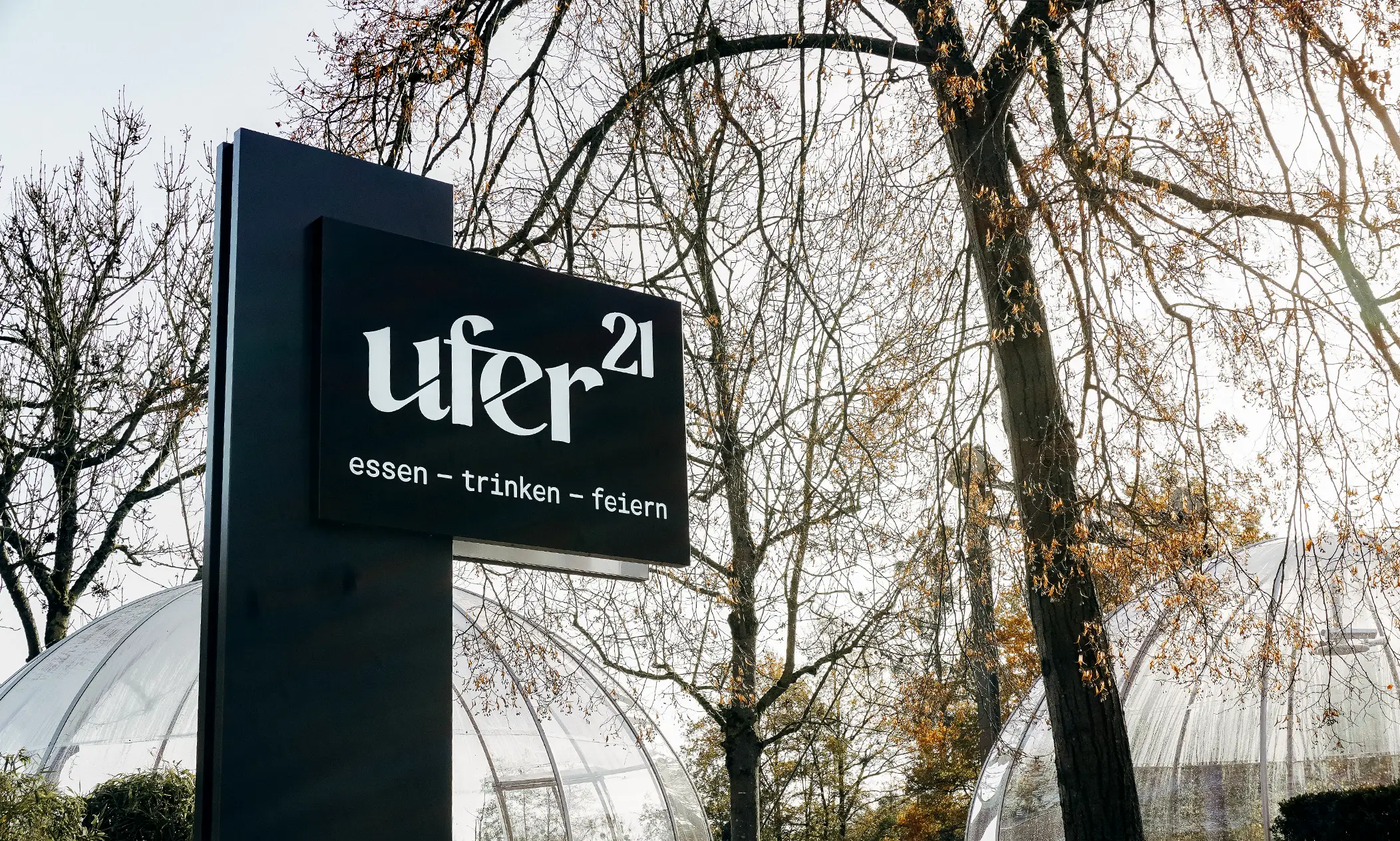 ufer21_outdoorschild_gross_teamlemke_brandingagentur_aachen_2104x1264px